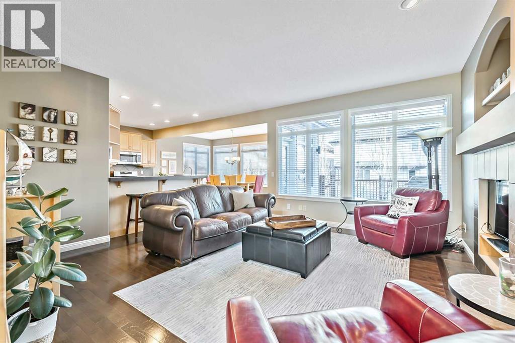 356 Everstone Drive Sw, Calgary, Alberta  T2Y 5A2 - Photo 5 - A2292008