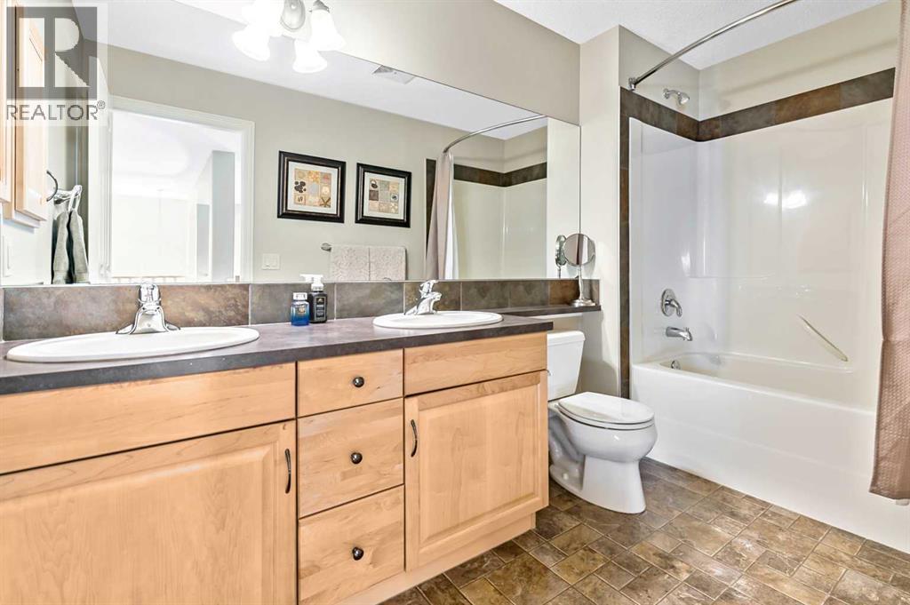 356 Everstone Drive Sw, Calgary, Alberta  T2Y 5A2 - Photo 29 - A2292008