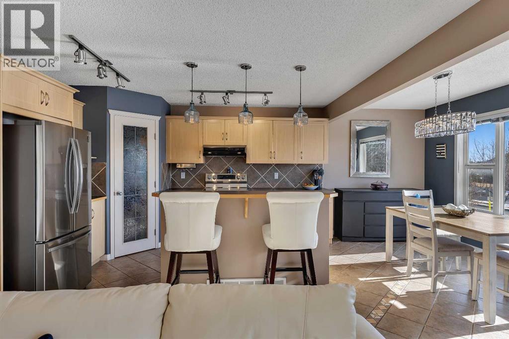 133 Rocky Ridge Heath Nw, Calgary, Alberta  T3G 4Z8 - Photo 10 - A2288834