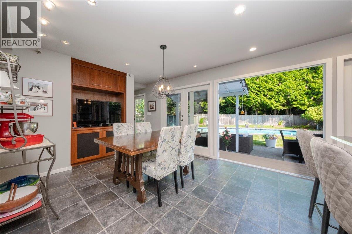 2864 Bushnell Place, North Vancouver, British Columbia  V7J 2Y8 - Photo 10 - R3095696