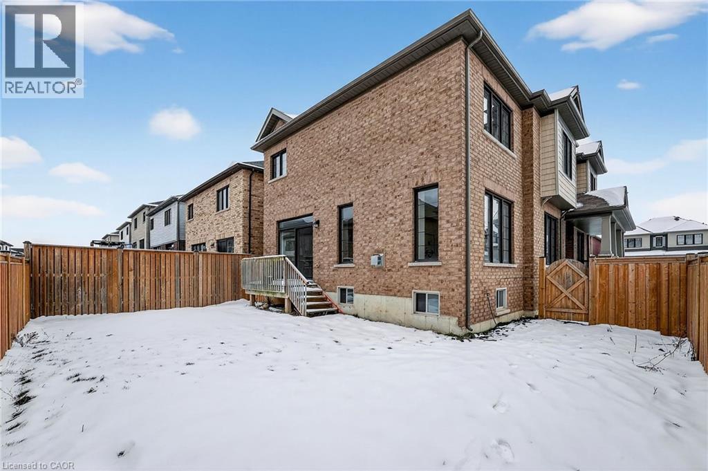 47 Pagebrook Crescent, Stoney Creek, Ontario  L8J 0K7 - Photo 33 - 40803629