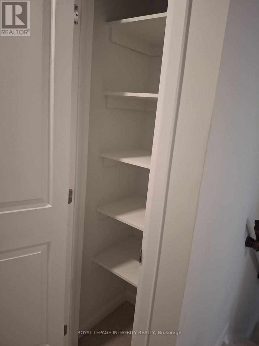 716 Fairline Row, Ottawa, Ontario  K2V 0V6 - Photo 13 - X12864536