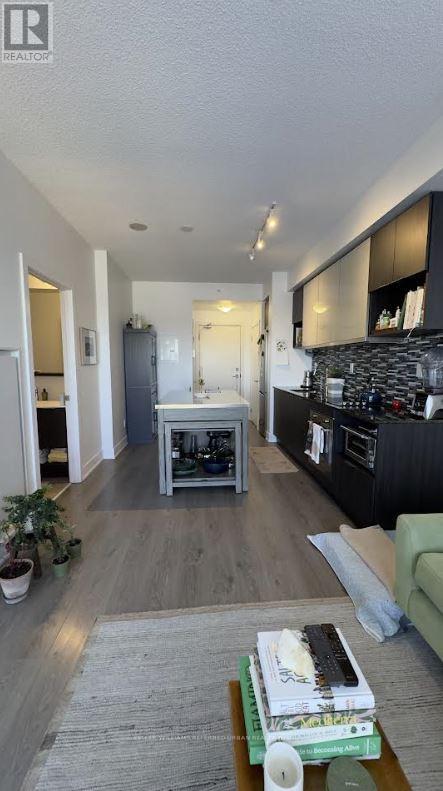 816 - 99 The Donway Road W, Toronto, Ontario  M3C 0N8 - Photo 2 - C12864540