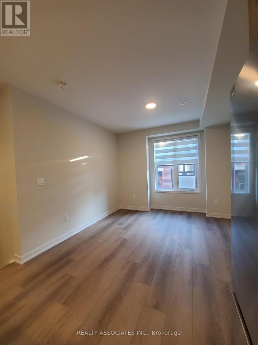 19 Mermot Lane, Richmond Hill, Ontario  L4B 0J5 - Photo 13 - N12864560