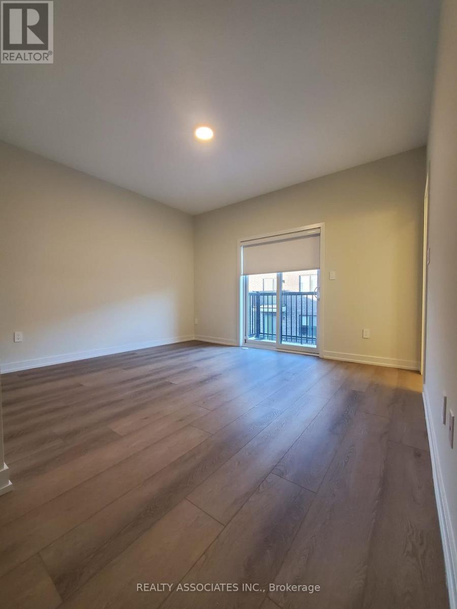 19 Mermot Lane, Richmond Hill, Ontario  L4B 0J5 - Photo 9 - N12864560