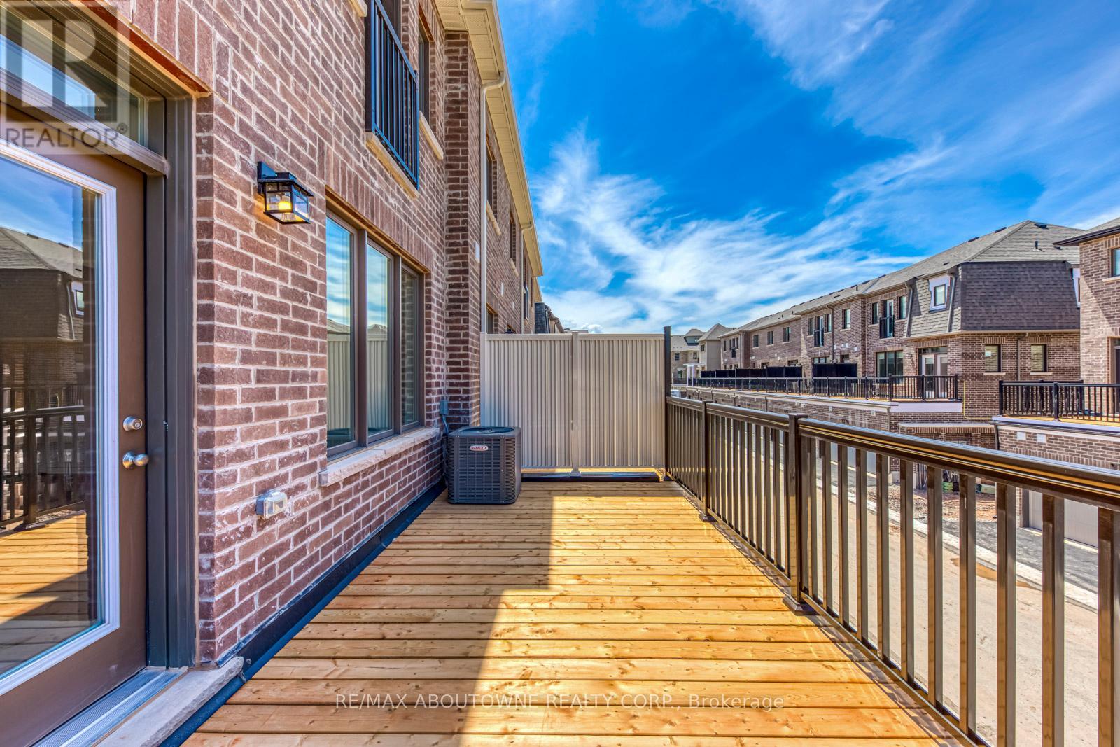 1365 William Halton Parkway, Oakville, Ontario  L6M 5N9 - Photo 16 - W12863630