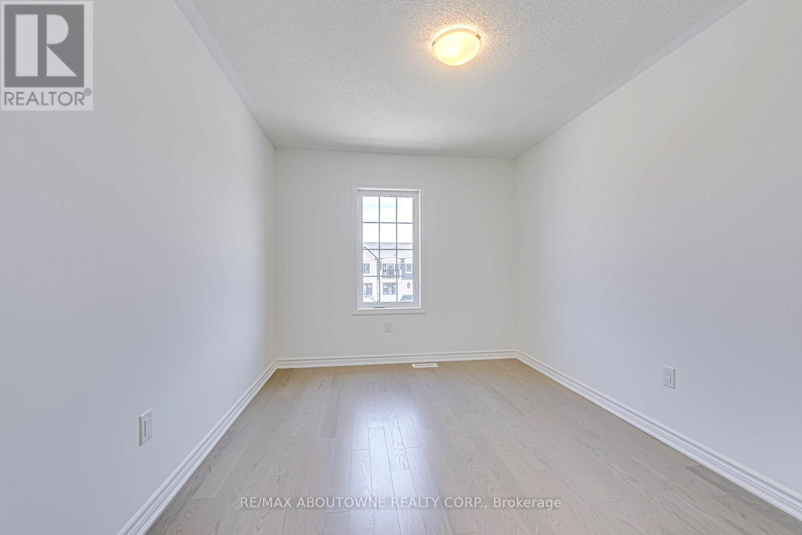 1365 William Halton Parkway, Oakville, Ontario  L6M 5N9 - Photo 38 - W12863630