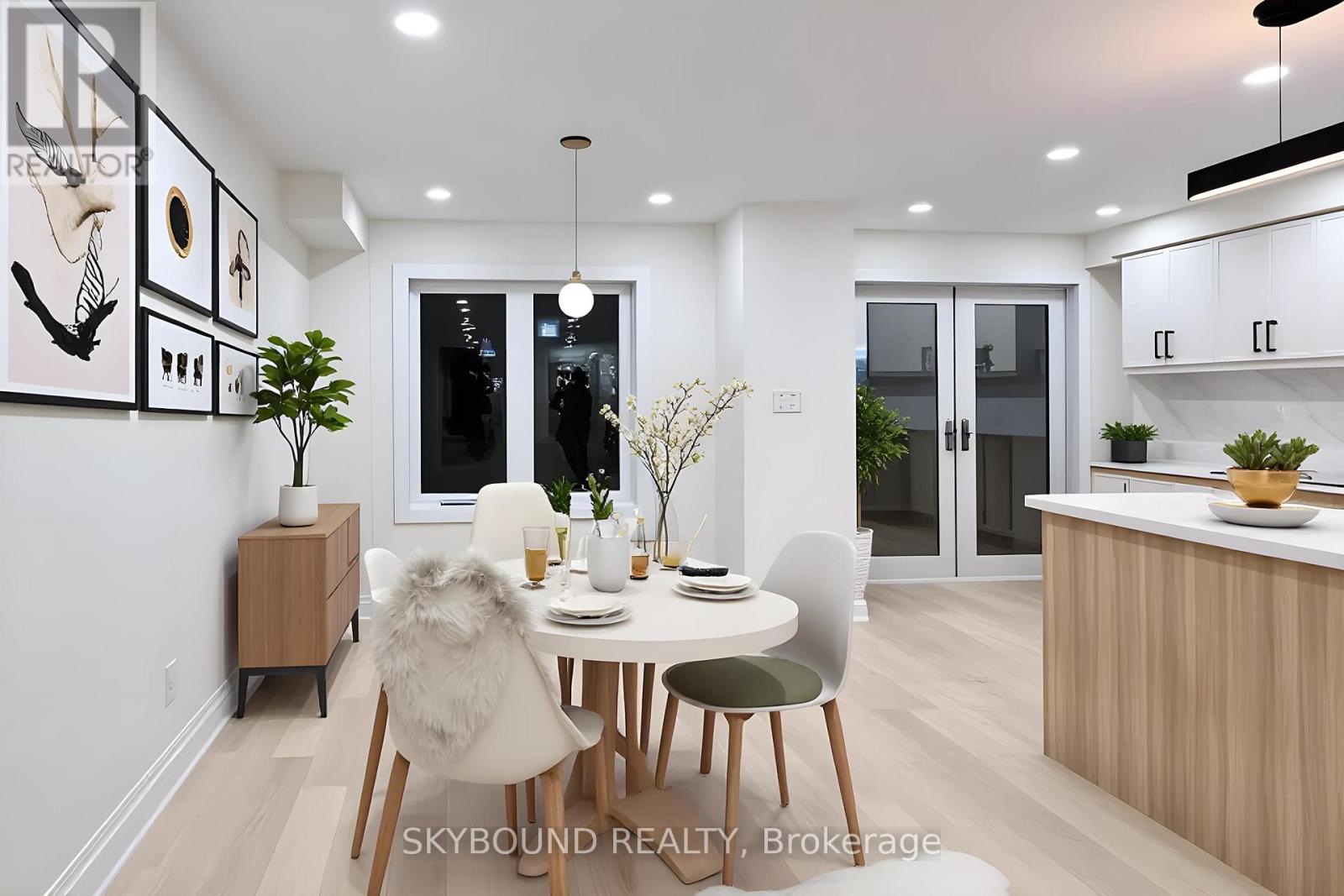 5467 Bullrush Drive, Mississauga, Ontario  L5V 1Z1 - Photo 3 - W12856778