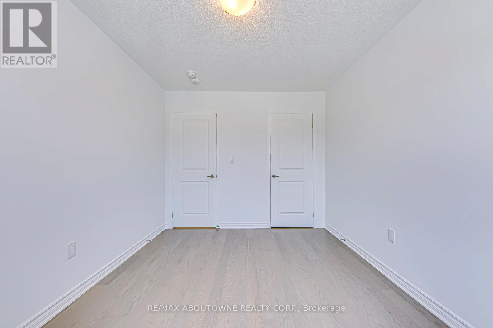 1365 William Halton Parkway, Oakville, Ontario  L6M 5N9 - Photo 39 - W12863630