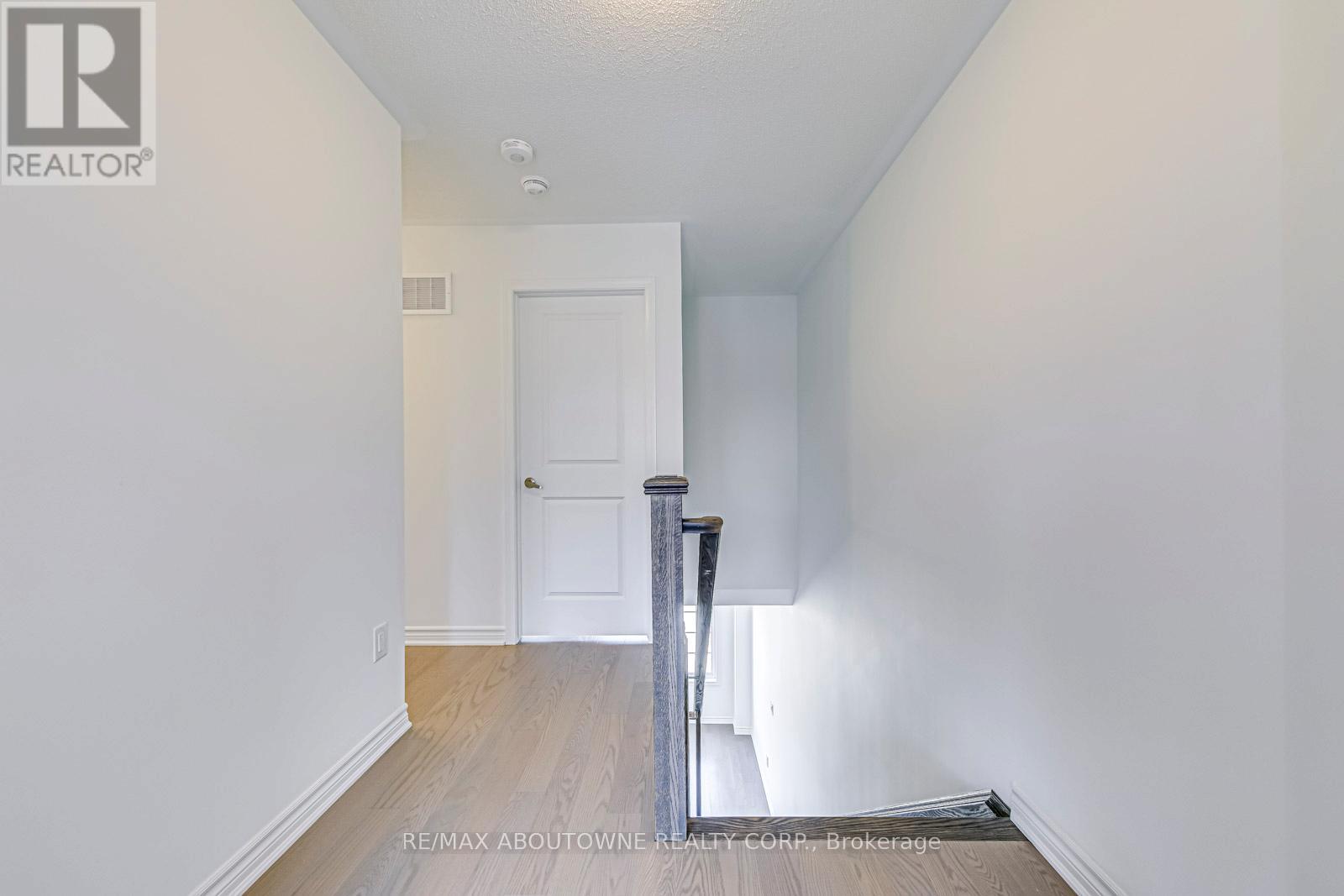 1365 William Halton Parkway, Oakville, Ontario  L6M 5N9 - Photo 30 - W12863630