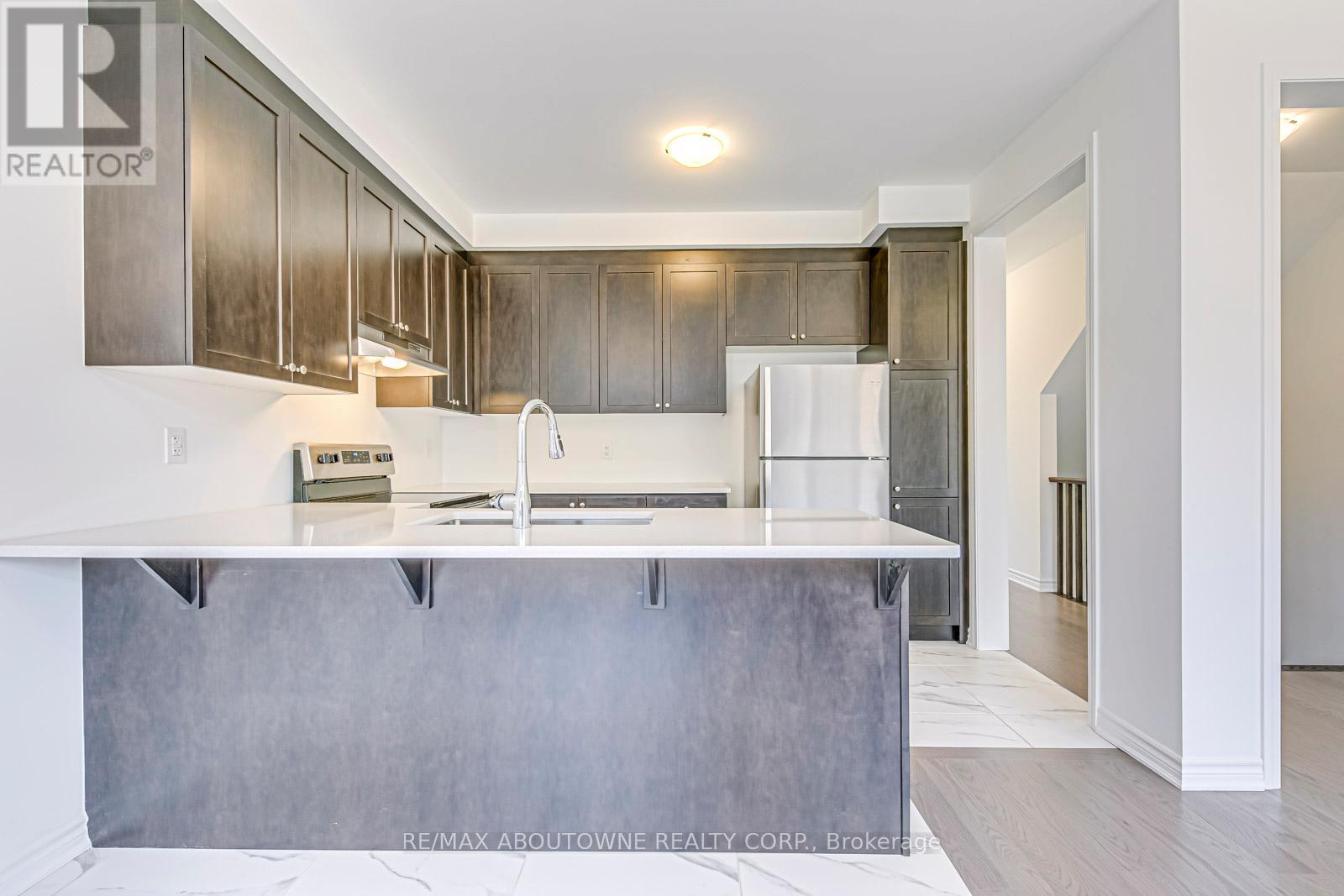 1365 William Halton Parkway, Oakville, Ontario  L6M 5N9 - Photo 19 - W12863630