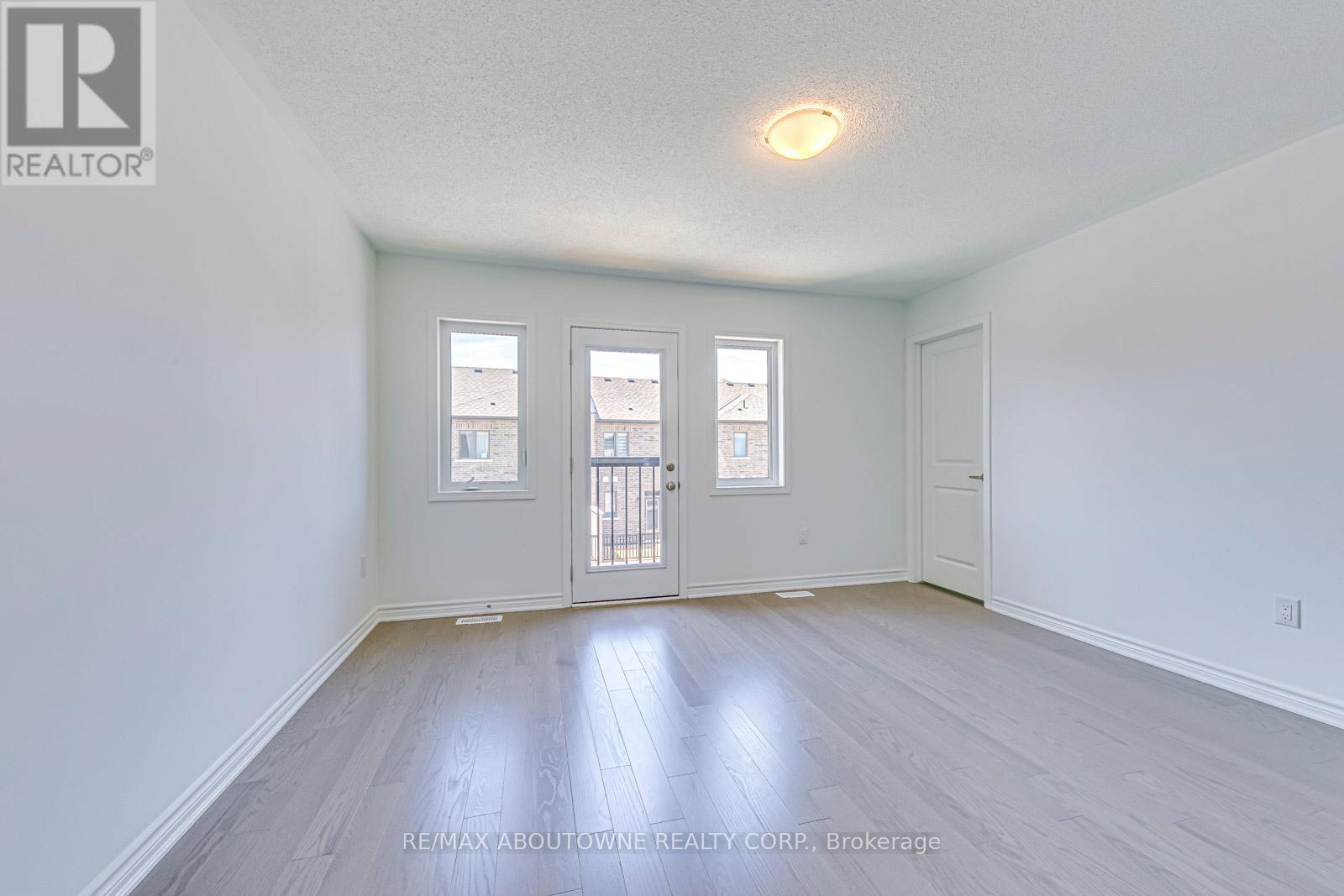 1365 William Halton Parkway, Oakville, Ontario  L6M 5N9 - Photo 31 - W12863630