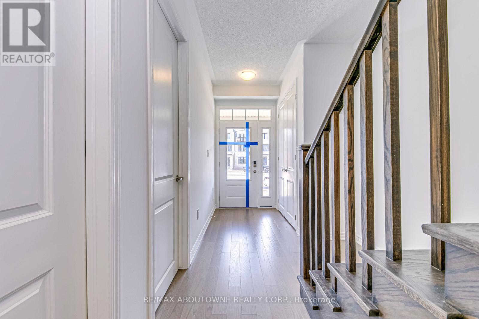 1365 William Halton Parkway, Oakville, Ontario  L6M 5N9 - Photo 4 - W12863630