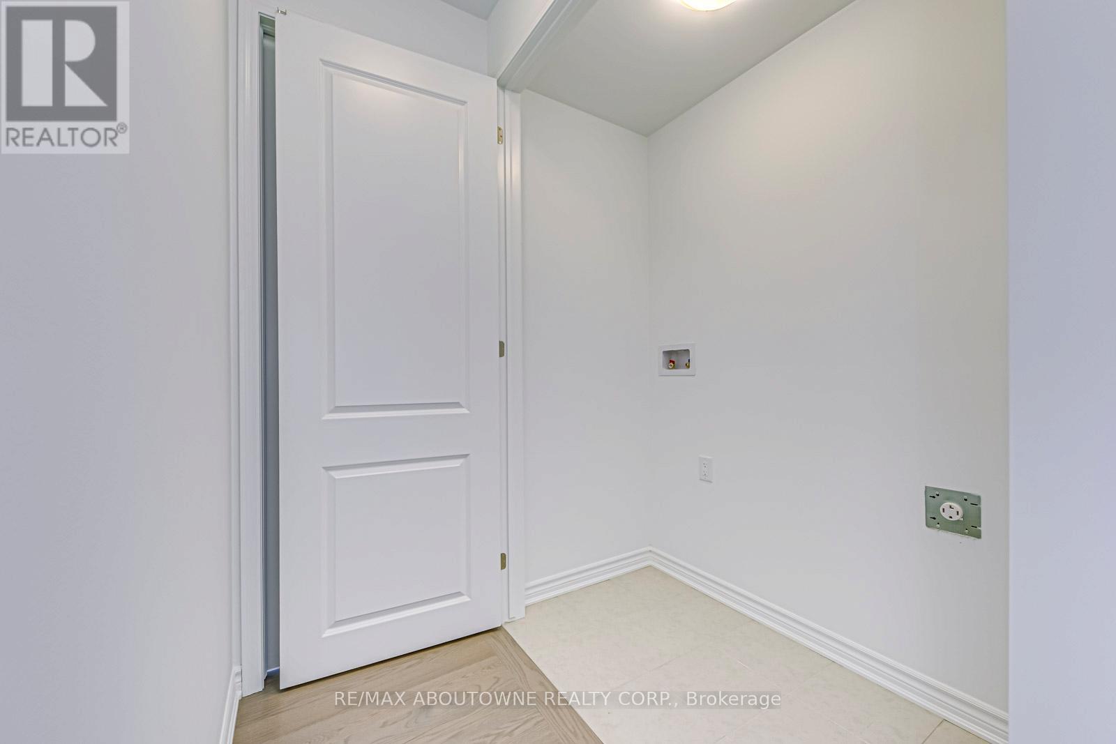 1365 William Halton Parkway, Oakville, Ontario  L6M 5N9 - Photo 24 - W12863630