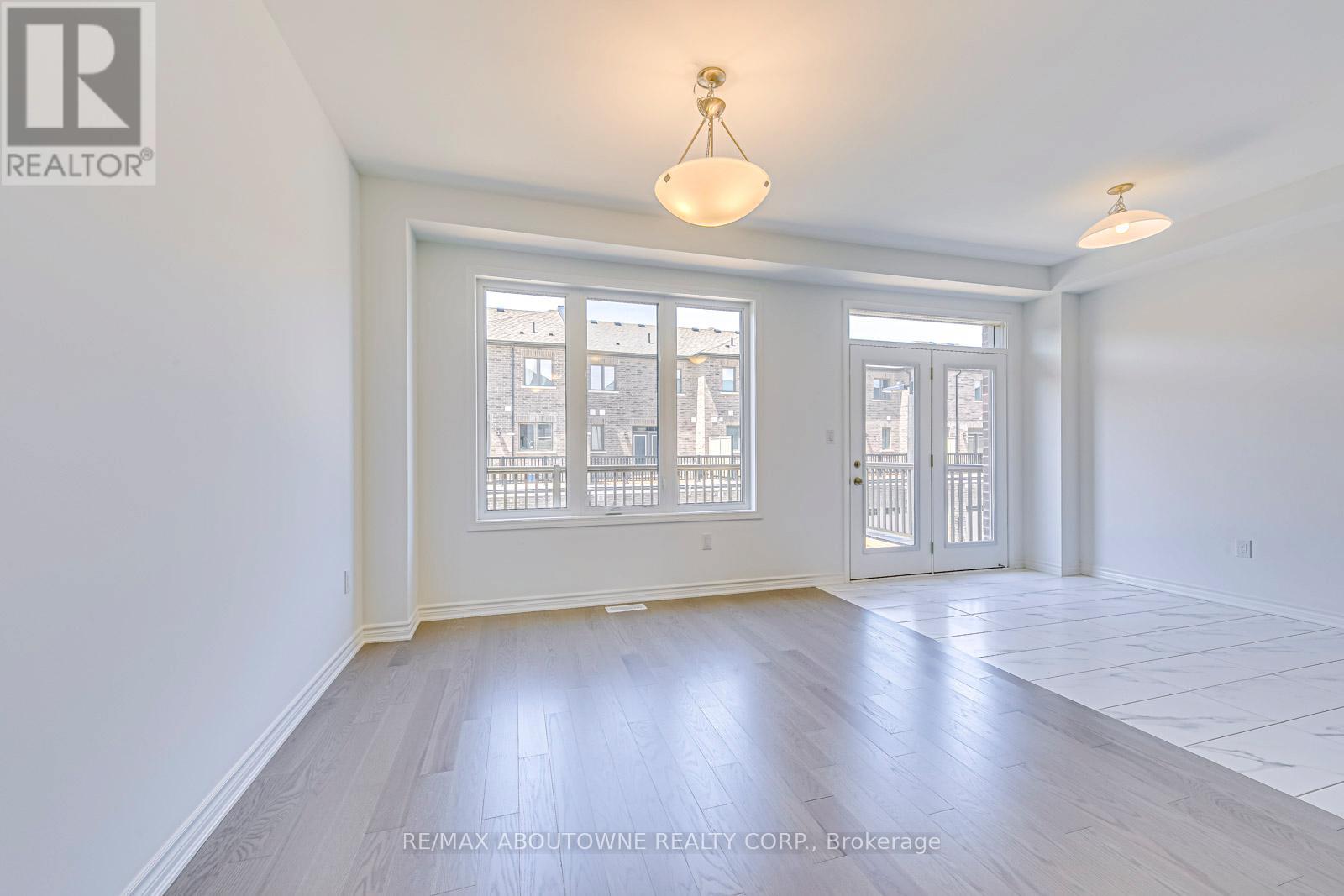 1365 William Halton Parkway, Oakville, Ontario  L6M 5N9 - Photo 11 - W12863630