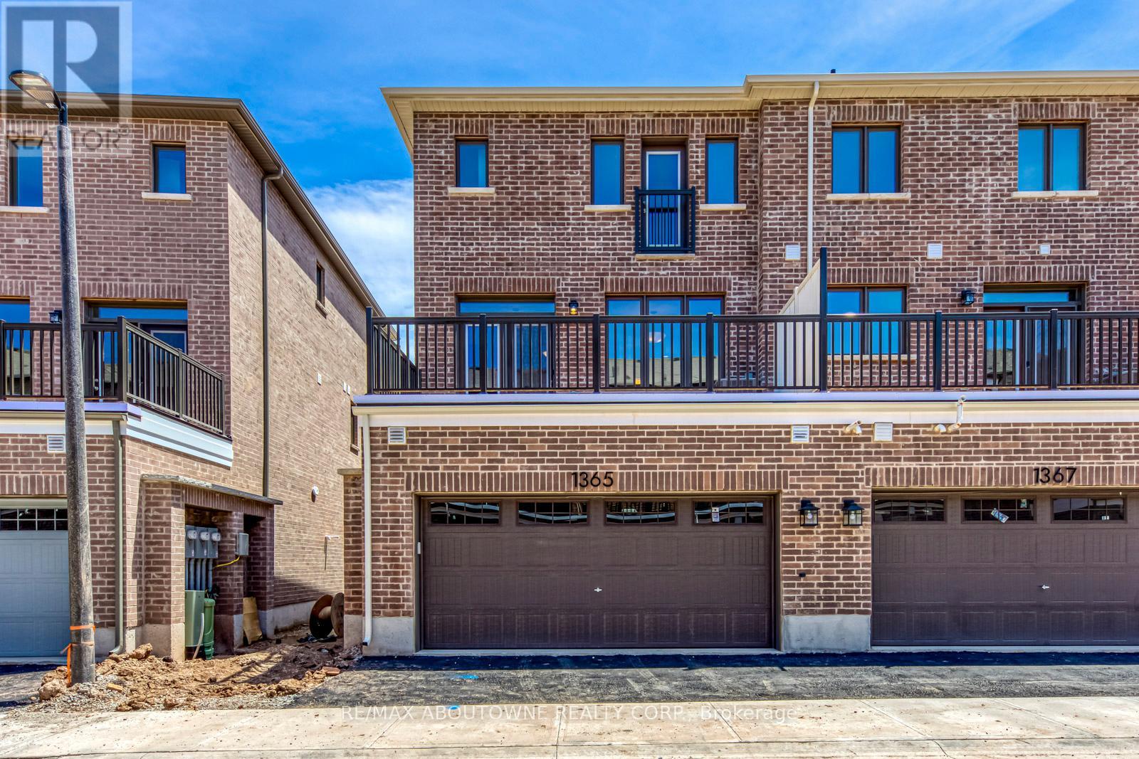 1365 William Halton Parkway, Oakville, Ontario  L6M 5N9 - Photo 43 - W12863630