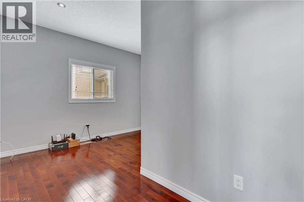 510 Forest Gate Crescent, Waterloo, Ontario  N2V 2X2 - Photo 22 - 40798010