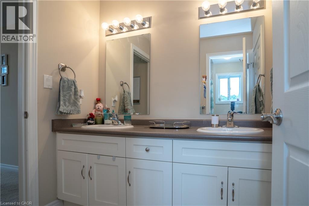 792 Snowberry Court, Waterloo, Ontario  N2V 0E7 - Photo 29 - 40808985