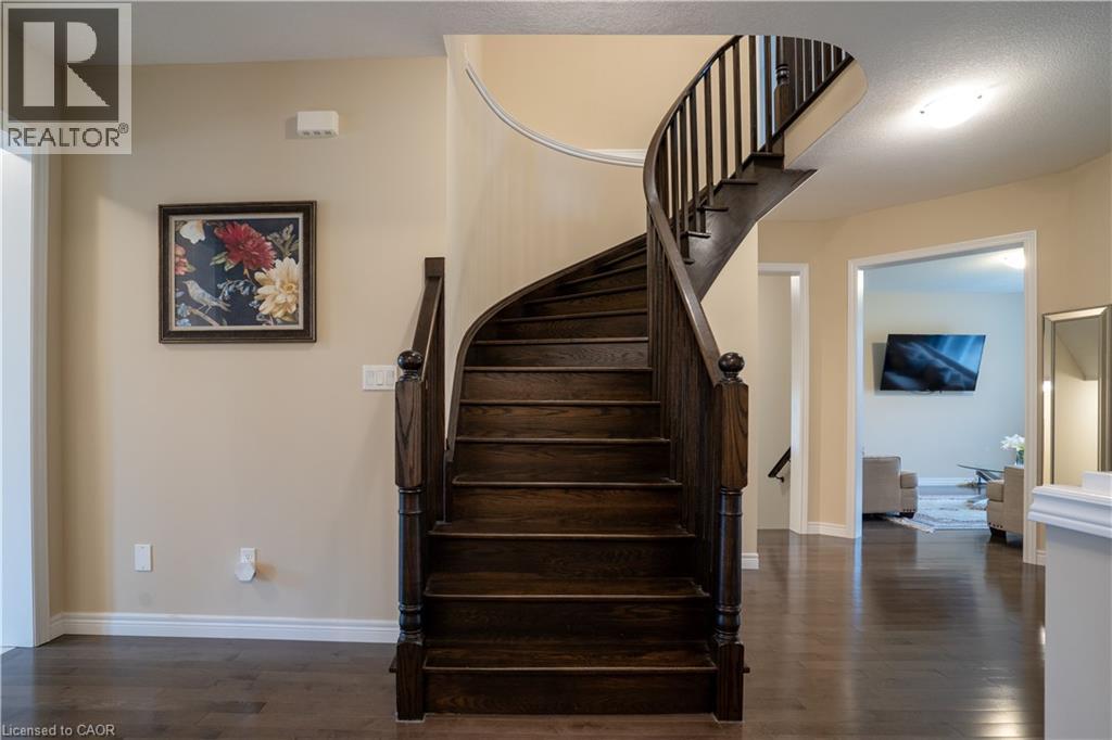 792 Snowberry Court, Waterloo, Ontario  N2V 0E7 - Photo 16 - 40808985