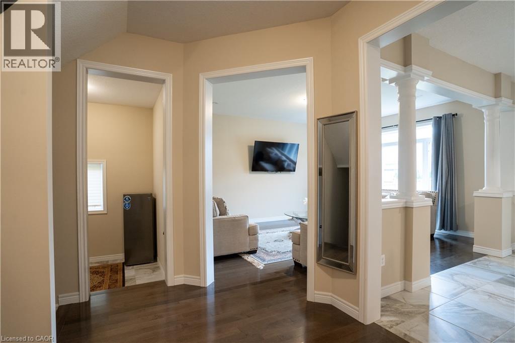 792 Snowberry Court, Waterloo, Ontario  N2V 0E7 - Photo 5 - 40808985