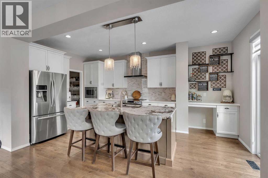 16 Nolancrest Circle Nw, Calgary, Alberta  T3R 0T8 - Photo 12 - A2289469