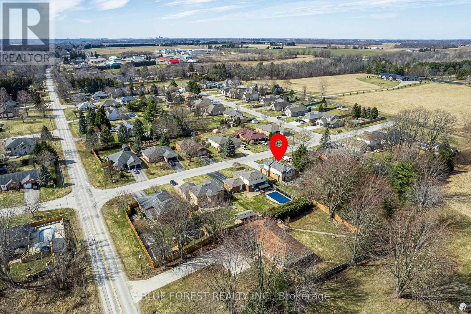 14 Eric Drive, Thames Centre, Ontario  N0L 1G1 - Photo 38 - X12864586