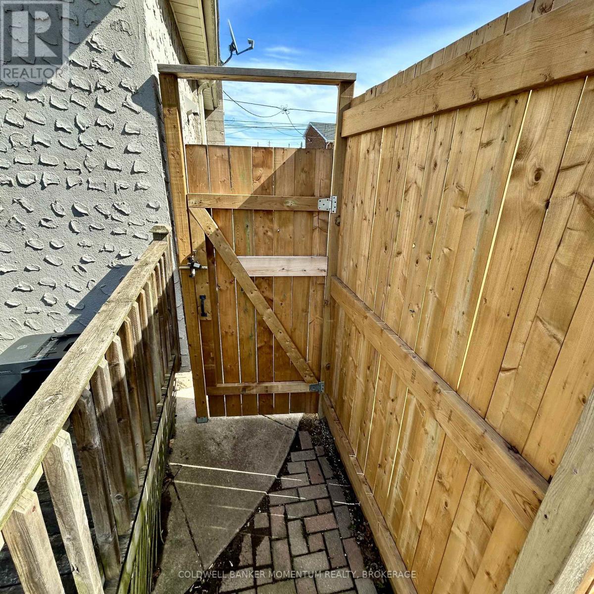 11 Greenlaw Place, St. Catharines, Ontario  L2R 4S5 - Photo 33 - X12864568