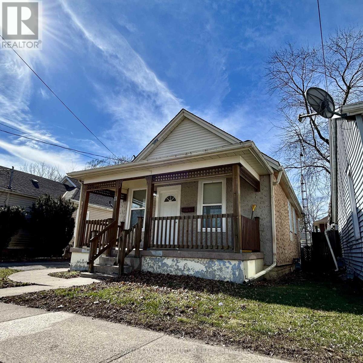 11 Greenlaw Place, St. Catharines, Ontario  L2R 4S5 - Photo 4 - X12864568