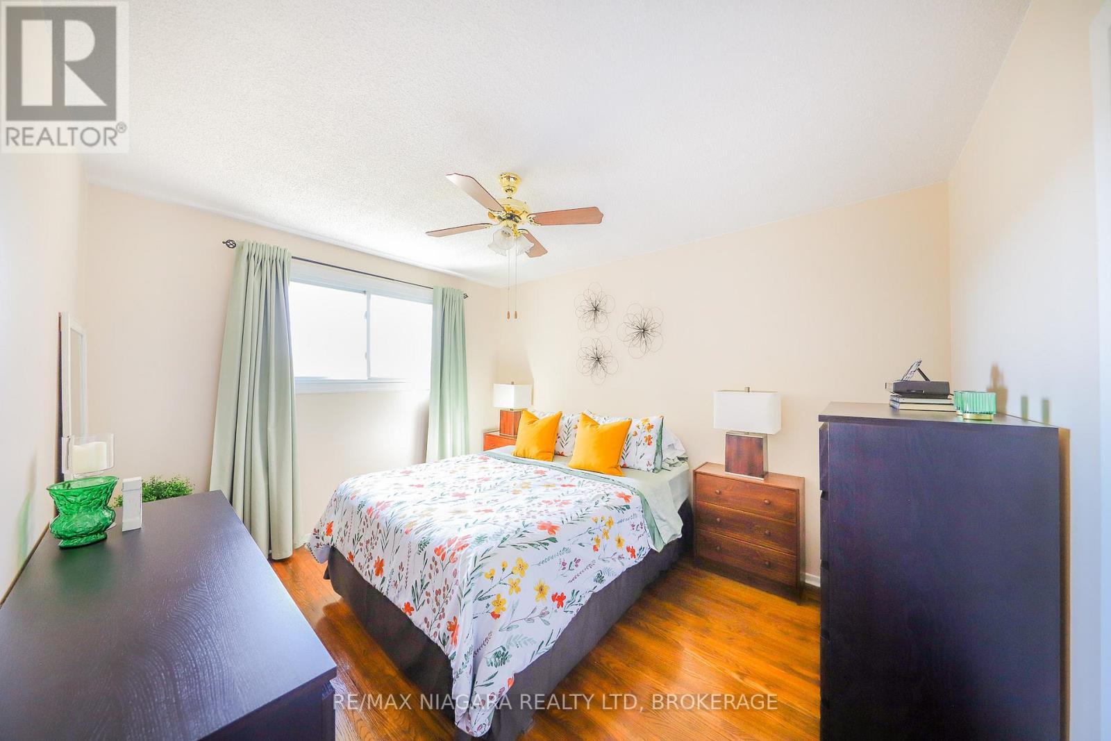 42 Seymour Avenue, St. Catharines, Ontario  L2P 1A7 - Photo 12 - X12864580