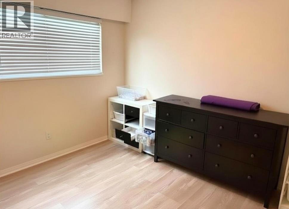 6811 Riverdale Drive, Richmond, British Columbia  V7C 2G3 - Photo 11 - R3097644