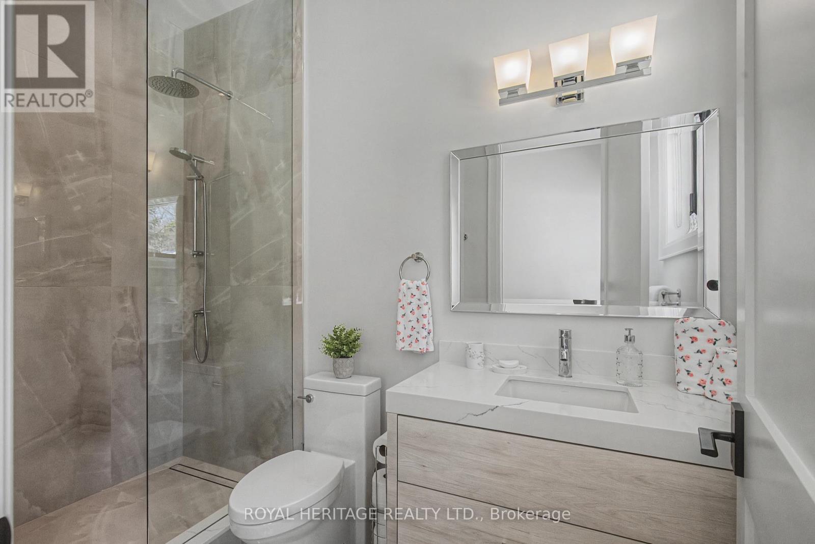 614 Roselawn Avenue, Oshawa, Ontario  L1L 1B2 - Photo 27 - E12864594