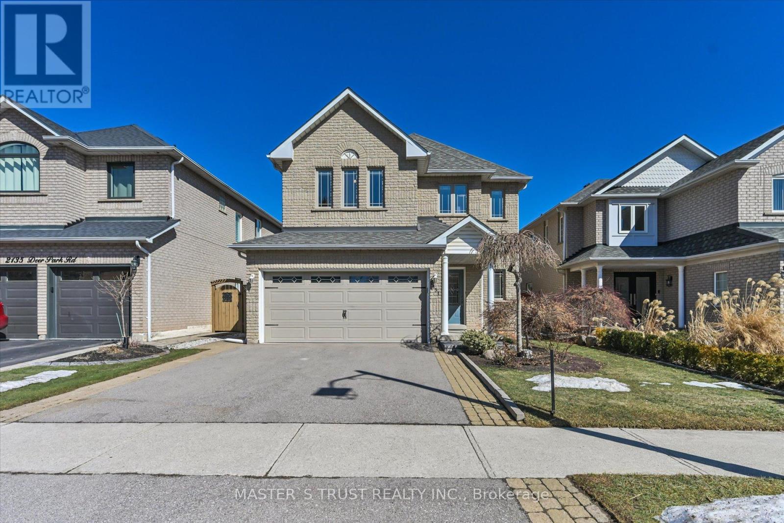 2131 DEER PARK ROAD, Oakville, Ontario
