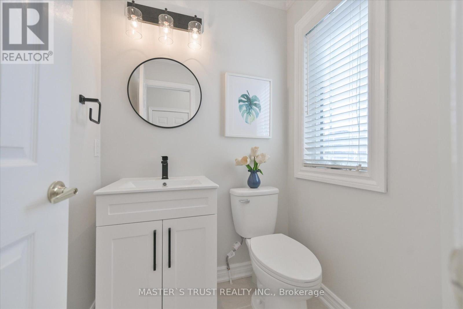 2131 Deer Park Road, Oakville, Ontario  L6M 3X4 - Photo 16 - W12864582