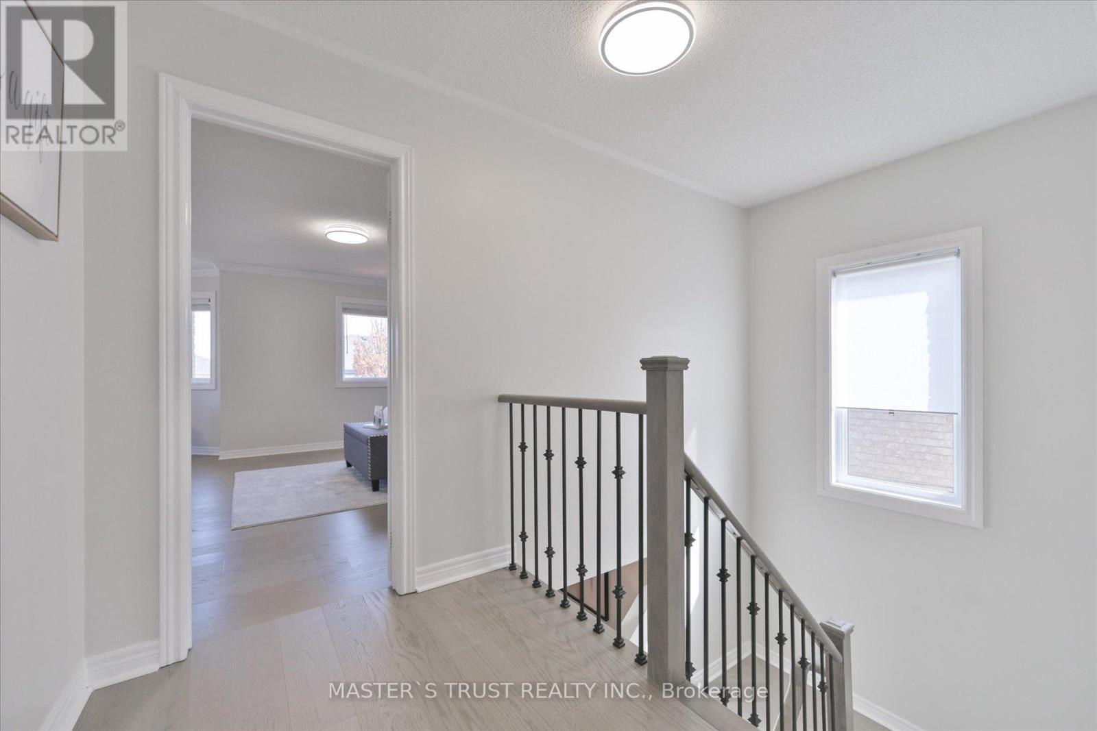 2131 Deer Park Road, Oakville, Ontario  L6M 3X4 - Photo 19 - W12864582