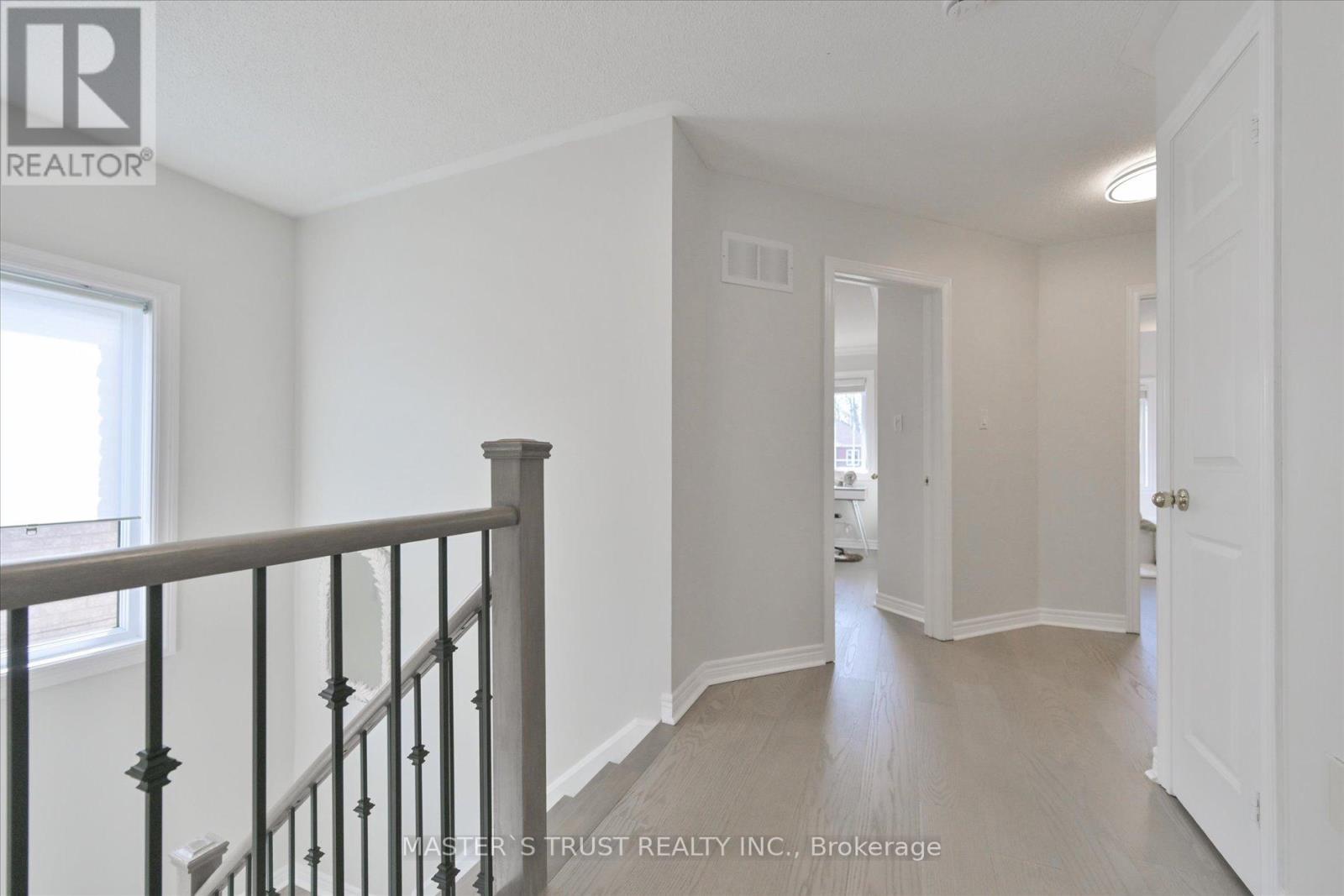 2131 Deer Park Road, Oakville, Ontario  L6M 3X4 - Photo 20 - W12864582