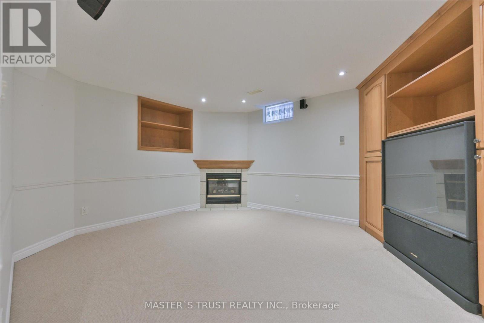 2131 Deer Park Road, Oakville, Ontario  L6M 3X4 - Photo 34 - W12864582