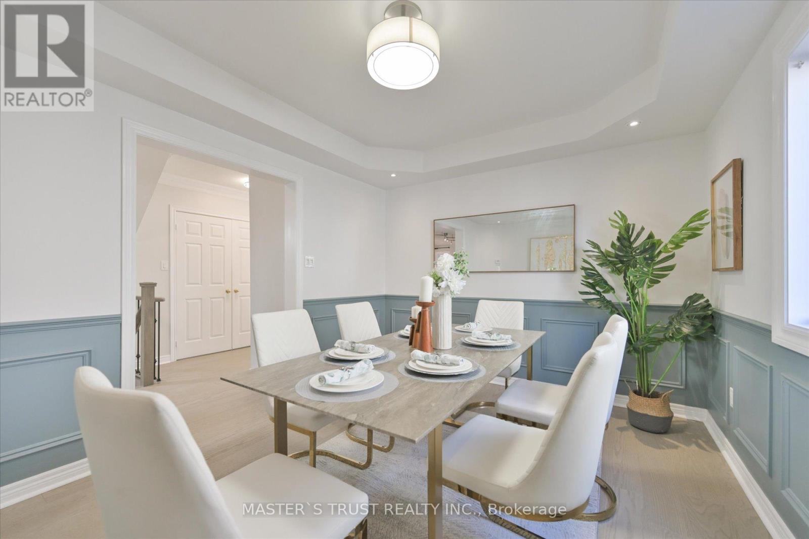 2131 Deer Park Road, Oakville, Ontario  L6M 3X4 - Photo 7 - W12864582