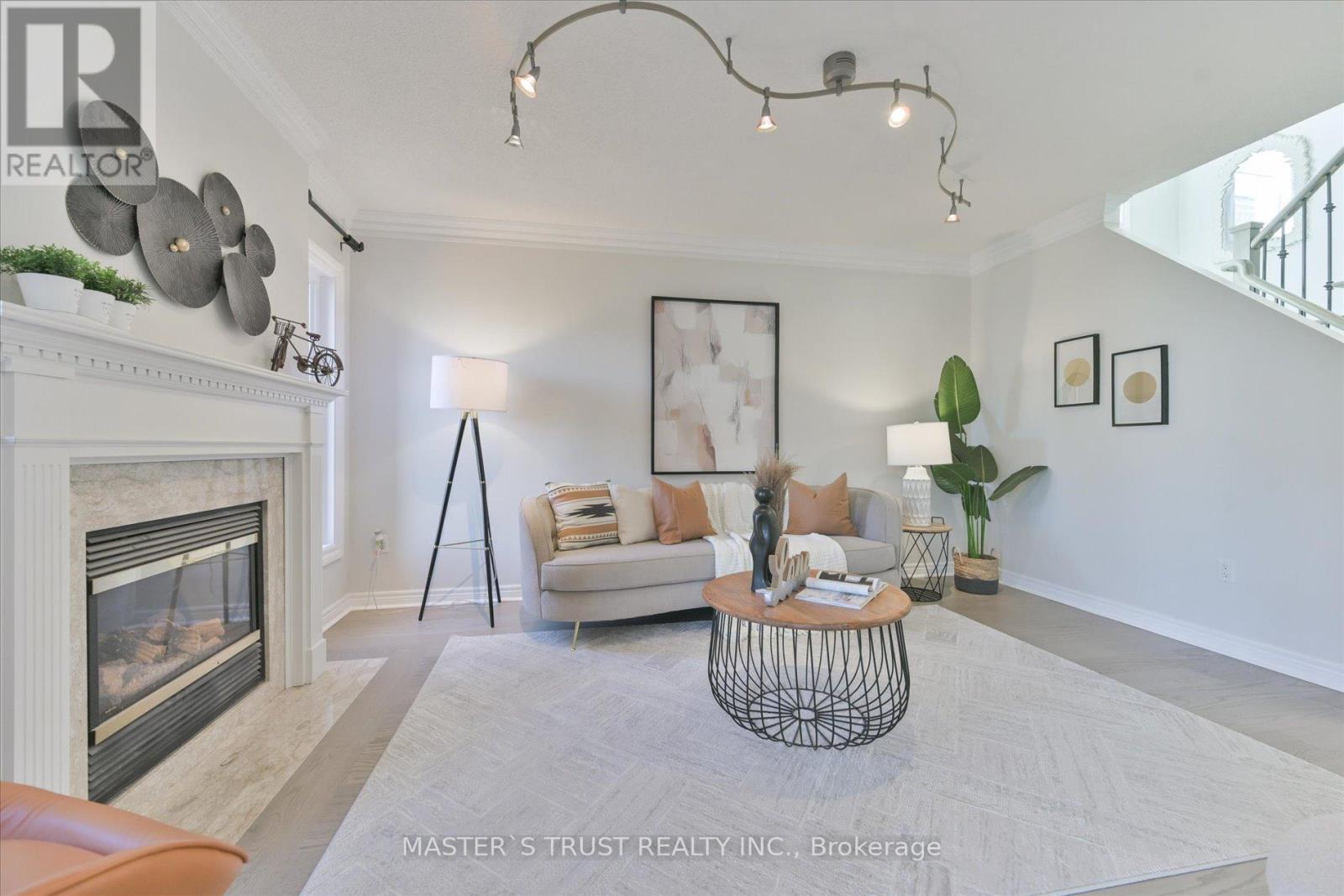 2131 Deer Park Road, Oakville, Ontario  L6M 3X4 - Photo 9 - W12864582