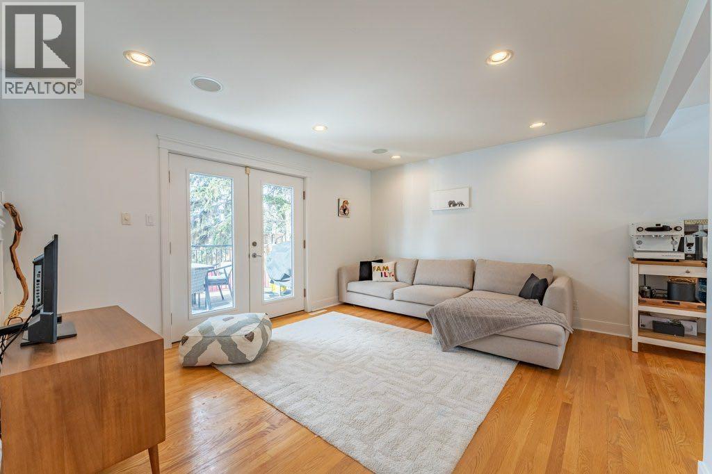 5227 Carney Road Nw, Calgary, Alberta  T2L 1G1 - Photo 11 - A2289578