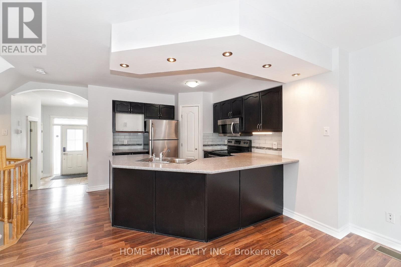 129 Hearst Way, Ottawa, Ontario  K2L 4G5 - Photo 13 - X12864620