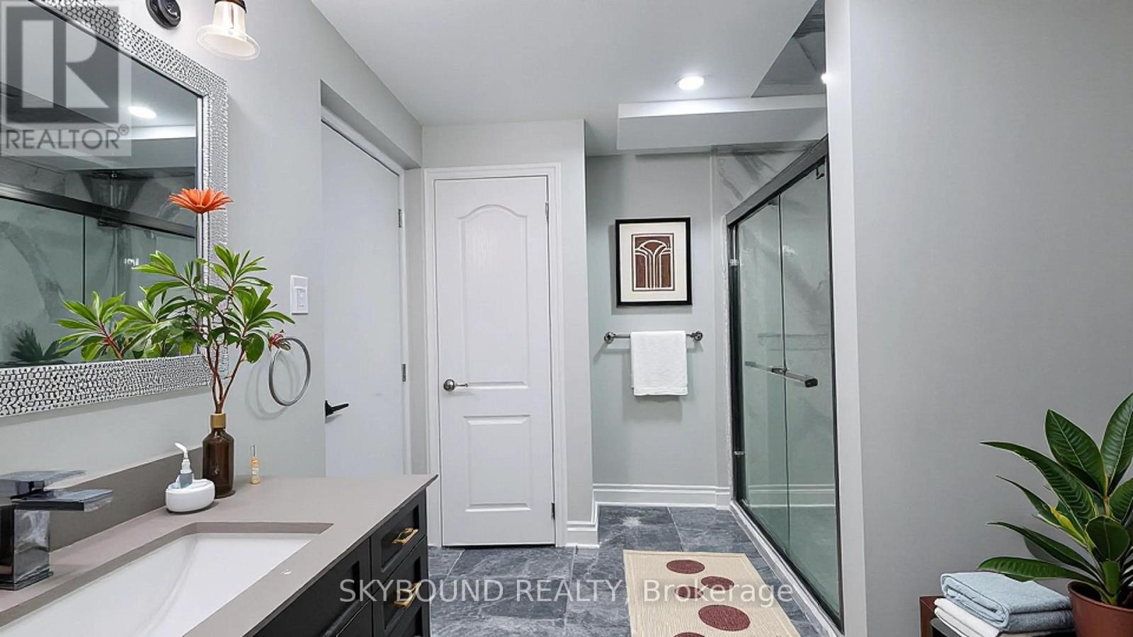 Bsmt - 901 Farmstead Drive, Milton, Ontario  L9T 8J5 - Photo 6 - W12814082