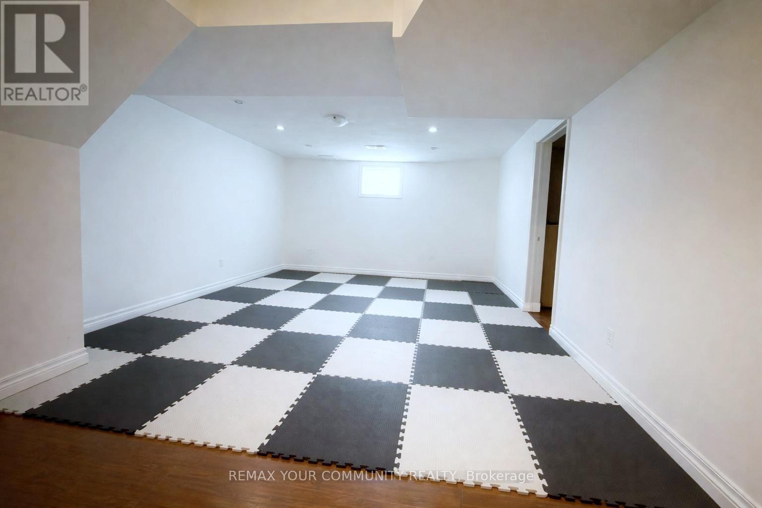 356 Garth Massey Drive, Cambridge, Ontario  N1T 2L4 - Photo 16 - X12863112