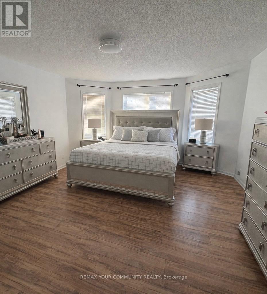 356 Garth Massey Drive, Cambridge, Ontario  N1T 2L4 - Photo 8 - X12863112