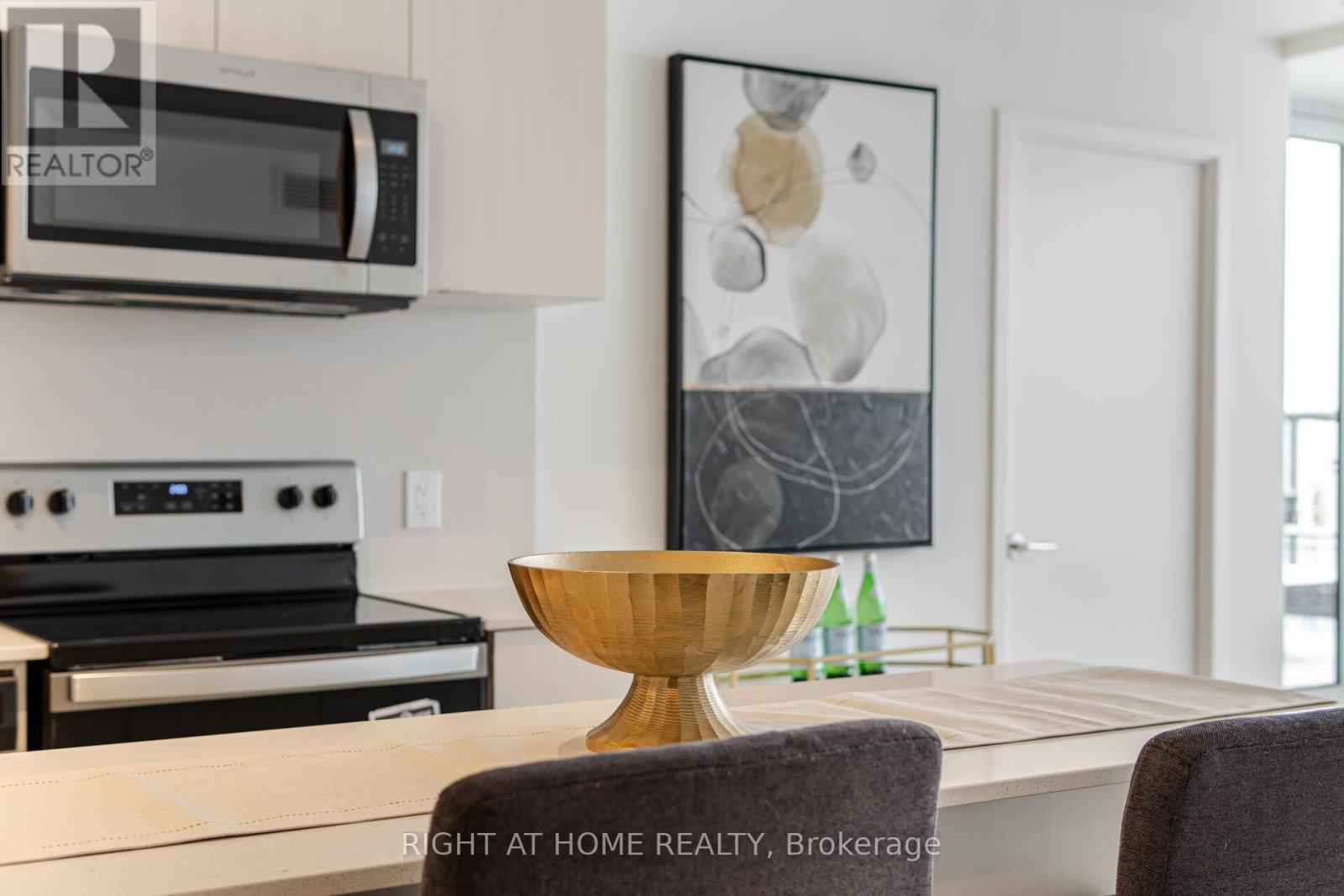 616 - 859 The Queensway, Toronto, Ontario  M8Z 1N8 - Photo 12 - W12864638