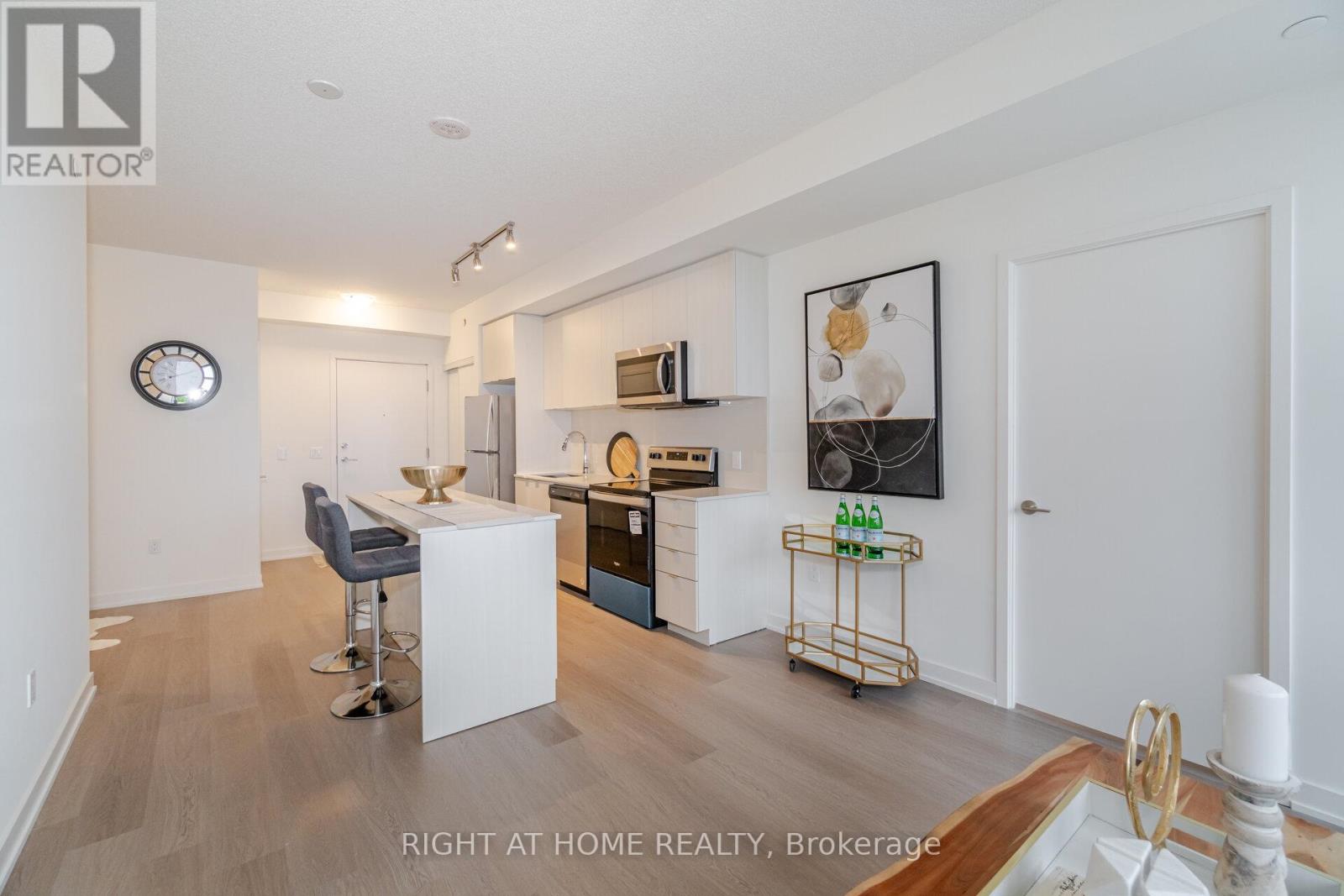 616 - 859 The Queensway, Toronto, Ontario  M8Z 1N8 - Photo 20 - W12864638