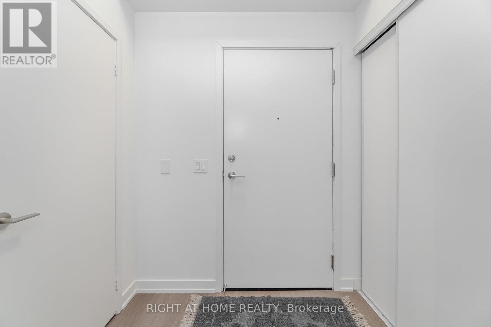 616 - 859 The Queensway, Toronto, Ontario  M8Z 1N8 - Photo 5 - W12864638