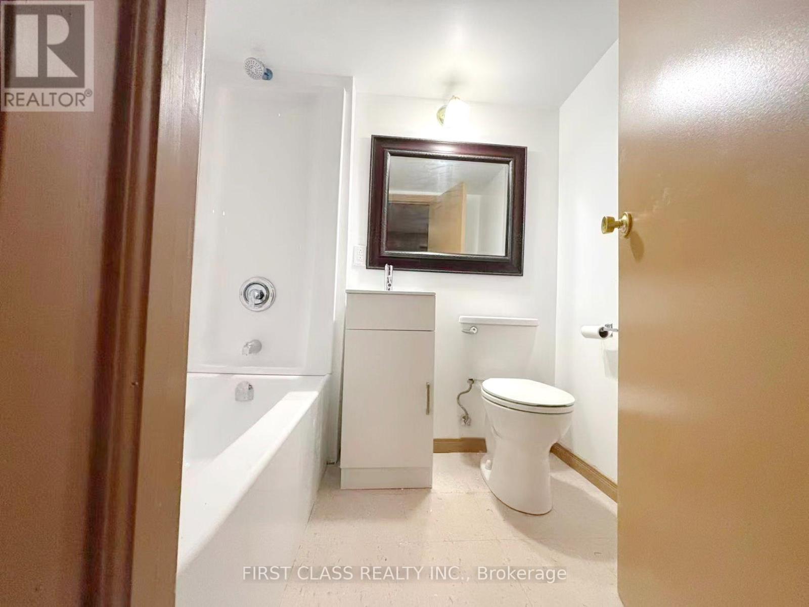 6281 Burdette Drive, Niagara Falls (Morrison), Ontario  L2E 5H1 - Photo 28 - X12864644