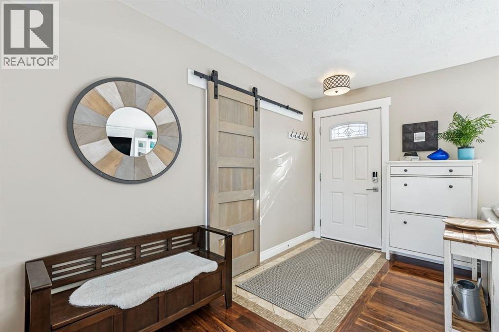 56 Haddock Road Sw, Calgary, Alberta  T2V 3J8 - Photo 6 - A2290567