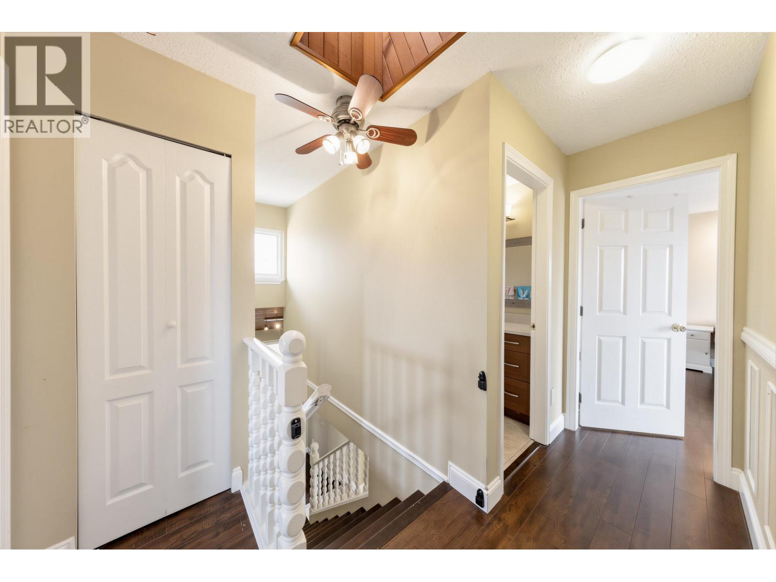 Listing Picture 23 of 31 : 7763 HAZELMERE STREET, Burnaby / 本拿比 - 魯藝地產 Yvonne Lu Group - MLS Medallion Club Member