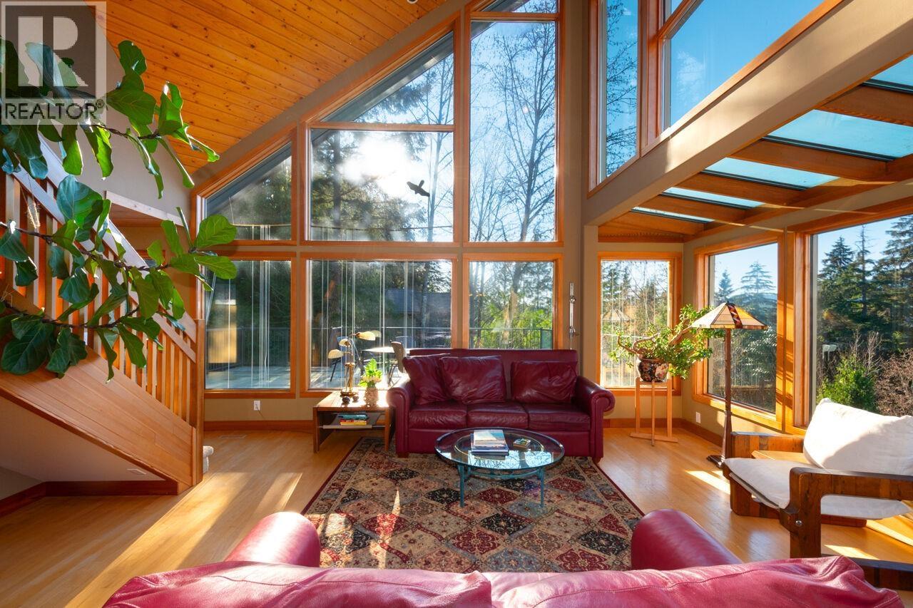 3426 Main Avenue, Belcarra, British Columbia  V3H 4R3 - Photo 3 - R3097921